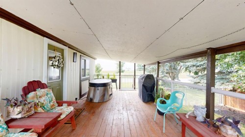 304 Slade Drive, Nanton, AB - Indoor Photo Showing Other Room