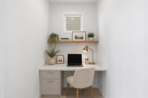 131 Royston Way Nw, Calgary, AB - Indoor Photo Showing Office