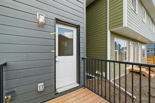 131 Royston Way Nw, Calgary, AB - Outdoor With Exterior