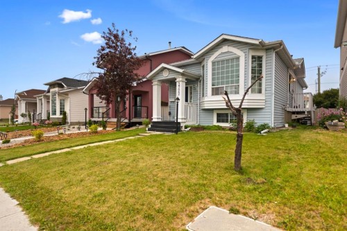 3722 Catalina Boulevard, Calgary, AB - Outdoor With Facade