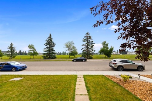 3722 Catalina Boulevard, Calgary, AB - Outdoor