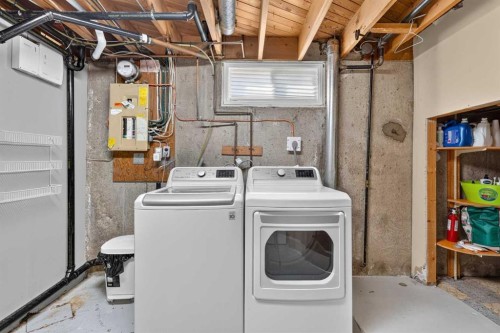7536 Fleetwood Drive Se, Calgary, AB - Indoor Photo Showing Laundry Room