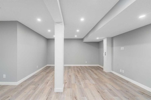 727 67 Avenue Sw, Calgary, AB - Indoor