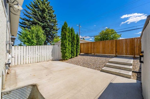 727 67 Avenue Sw, Calgary, AB - Outdoor