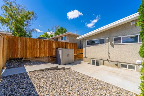 727 67 Avenue Sw, Calgary, AB - Outdoor