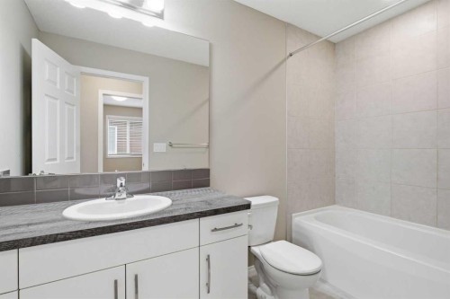 1449 Carrington Boulevard Nw, Calgary, AB - Indoor Photo Showing Bathroom