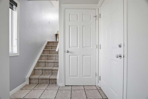 62 Country Hills Cove Nw, Calgary, AB - Indoor Photo Showing Other Room