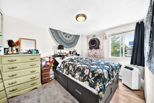 407-903 19 Avenue Sw, Calgary, AB - Indoor Photo Showing Bedroom