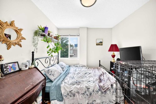 407-903 19 Avenue Sw, Calgary, AB - Indoor Photo Showing Bedroom