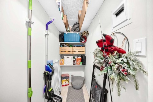 407-903 19 Avenue Sw, Calgary, AB - Indoor Photo Showing Other Room