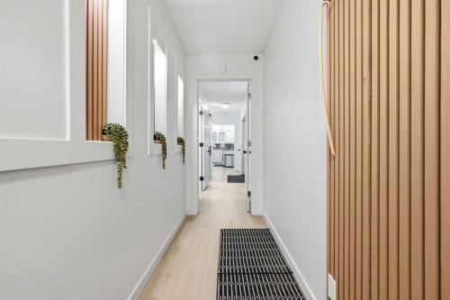 1835 29 Avenue Sw, Calgary, AB - Indoor Photo Showing Other Room