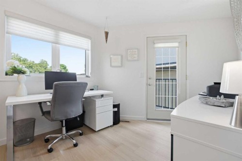 1835 29 Avenue Sw, Calgary, AB - Indoor Photo Showing Office