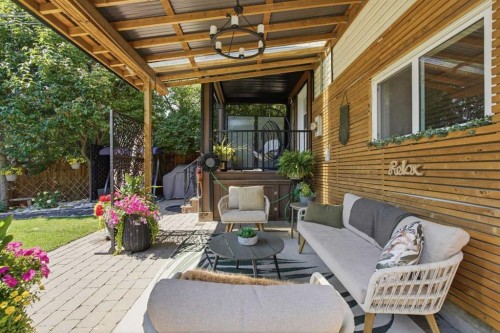 1835 29 Avenue Sw, Calgary, AB - Outdoor With Deck Patio Veranda With Exterior