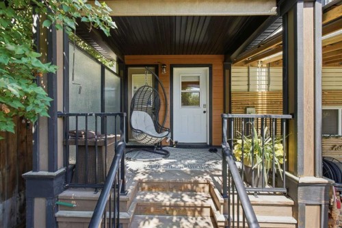 1835 29 Avenue Sw, Calgary, AB - Outdoor With Exterior
