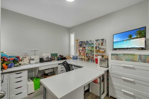 112 Hidden Vale Place Nw, Calgary, AB - Indoor Photo Showing Other Room