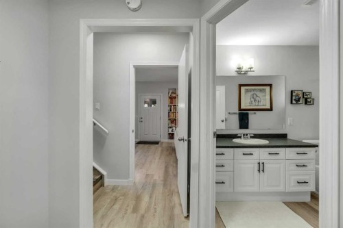 112 Hidden Vale Place Nw, Calgary, AB - Indoor Photo Showing Other Room