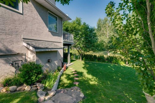 112 Hidden Vale Place Nw, Calgary, AB - Outdoor