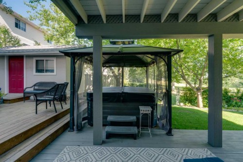 112 Hidden Vale Place Nw, Calgary, AB - Outdoor With Deck Patio Veranda With Exterior
