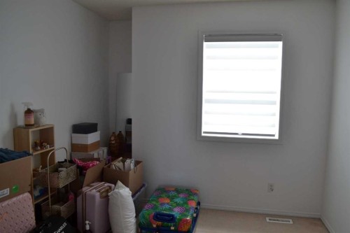 102 Citadel Mesa Close, Calgary, AB - Indoor Photo Showing Other Room