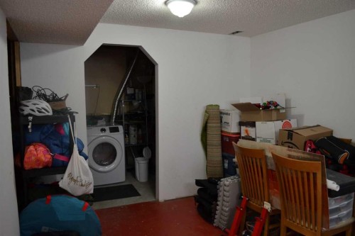 102 Citadel Mesa Close, Calgary, AB - Indoor