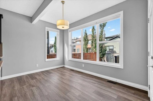 51 Evansborough Road Nw, Calgary, AB - Indoor Photo Showing Other Room