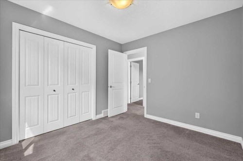 51 Evansborough Road Nw, Calgary, AB - Indoor