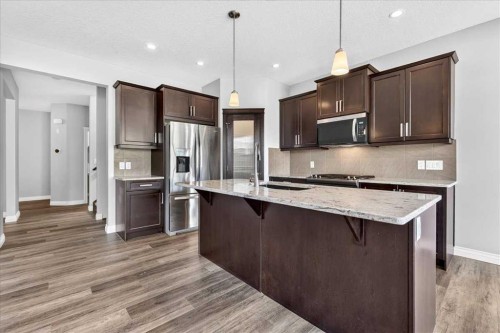 51 Evansborough Road Nw, Calgary, AB - Indoor Photo Showing Kitchen With Upgraded Kitchen