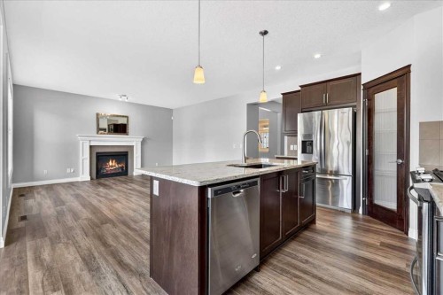 51 Evansborough Road Nw, Calgary, AB - Indoor Photo Showing Kitchen With Upgraded Kitchen