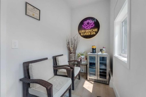 280140 Township Road 241A, Chestermere, AB - Indoor Photo Showing Other Room