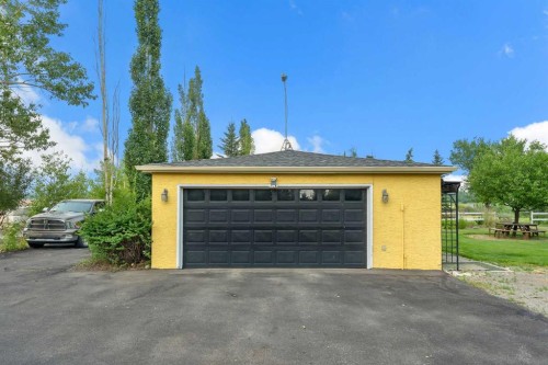 280140 Township Road 241A, Chestermere, AB - Outdoor