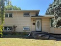 6407 Lombardy Crescent Sw, Calgary, AB  - Outdoor 
