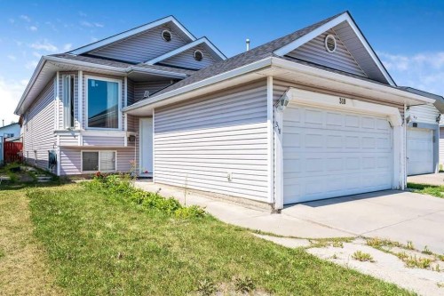 318 Applewood Drive Se, Calgary, AB - Outdoor
