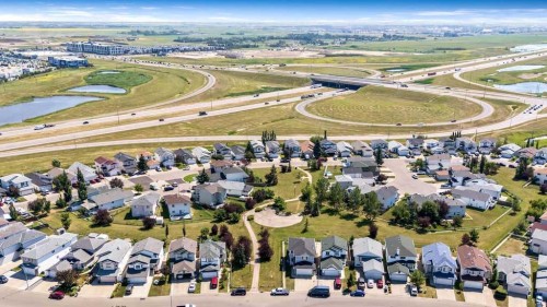 318 Applewood Drive Se, Calgary, AB - Outdoor With View