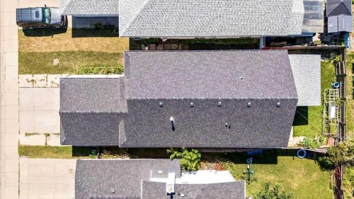 318 Applewood Drive Se, Calgary, AB - Outdoor