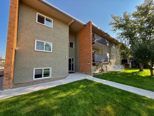 0-115 8 Avenue Sw, High River, AB - Outdoor
