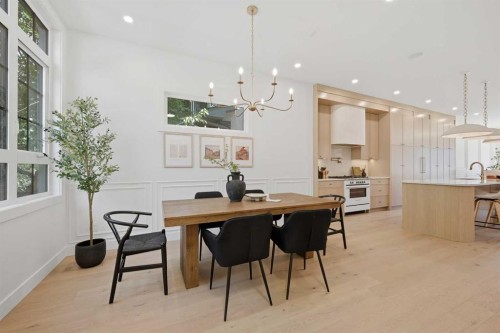 409 28 Avenue Nw, Calgary, AB - Indoor Photo Showing Dining Room