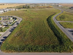 #1 24 Street SEHigh River, AB T1V 0B3