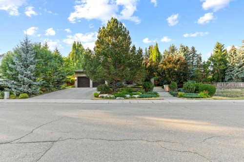 1020 Bel-Aire Drive Sw, Calgary, AB - Outdoor