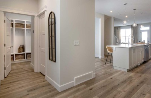 99 Mercado Crescent Se, Calgary, AB - Indoor Photo Showing Kitchen