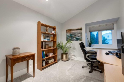 775 Strathcona Drive Sw, Calgary, AB - Indoor Photo Showing Office