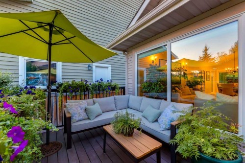775 Strathcona Drive Sw, Calgary, AB - Outdoor With Deck Patio Veranda With Exterior