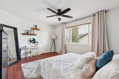 336 Mt Aberdeen Close Se, Calgary, AB - Indoor Photo Showing Bedroom