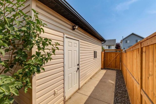 336 Mt Aberdeen Close Se, Calgary, AB - Outdoor With Exterior