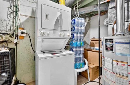 3911 1 Street Nw, Calgary, AB - Indoor Photo Showing Laundry Room