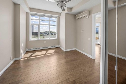 619-950 Centre Avenue Ne, Calgary, AB - Indoor Photo Showing Other Room