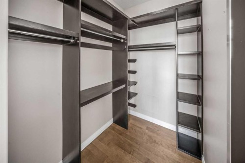 619-950 Centre Avenue Ne, Calgary, AB - Indoor