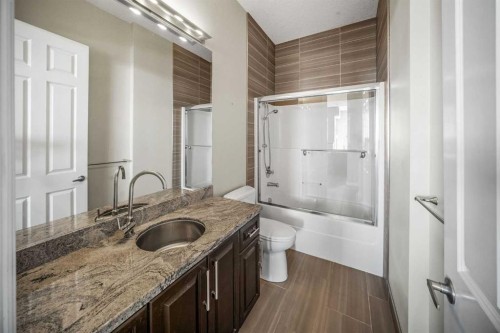 619-950 Centre Avenue Ne, Calgary, AB - Indoor Photo Showing Bathroom