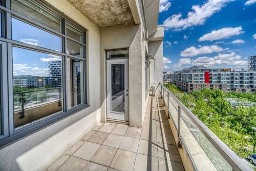 619-950 Centre Avenue Ne, Calgary, AB - Outdoor With Balcony
