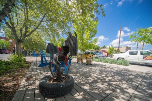 619-950 Centre Avenue Ne, Calgary, AB - Outdoor