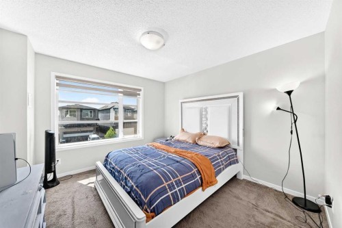 224 Corner Meadows Way, Calgary, AB - Indoor Photo Showing Bedroom